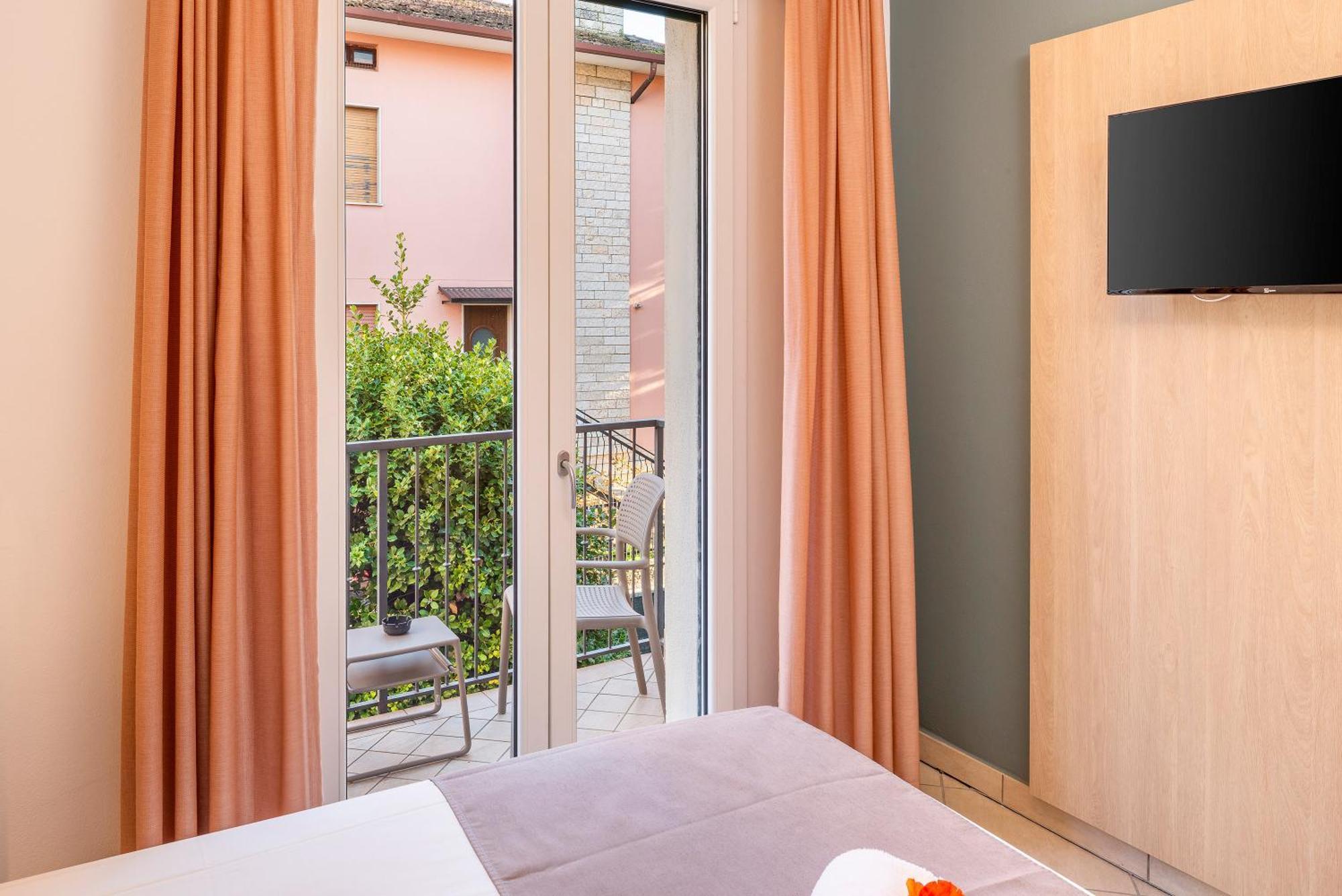 Hotel Taormina Μπαρντολίνο Εξωτερικό φωτογραφία